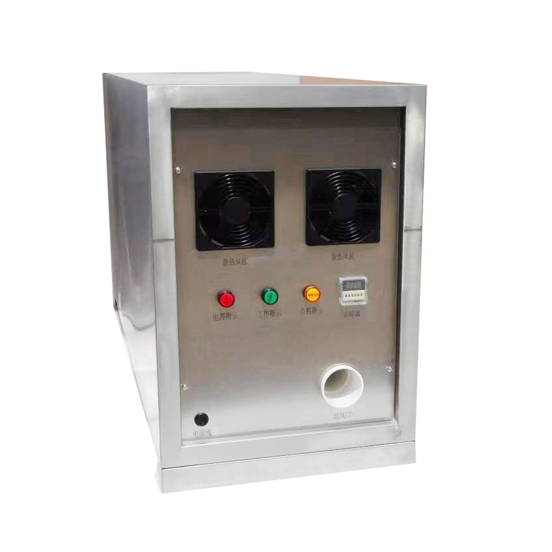 How do space deodorizing and disinfecting machines effectively decompose ammonia and hydrogen sulfide in livestock farms?